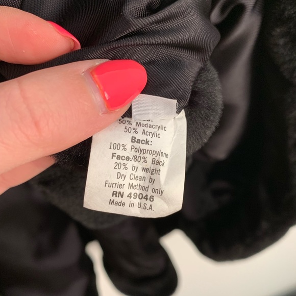 Le Nouveau Black Faux Fur Coat - Picture 6 of 6